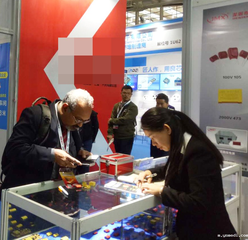 cbb电容厂家-业务员接待国外客户 cbb电容厂家-业务员接待国外客户